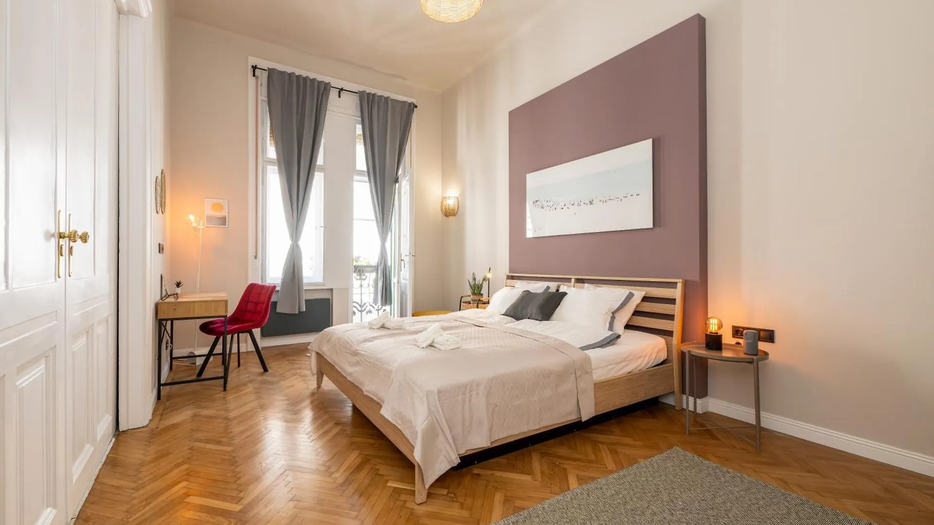 The Budapest Elegance Residence 0*,